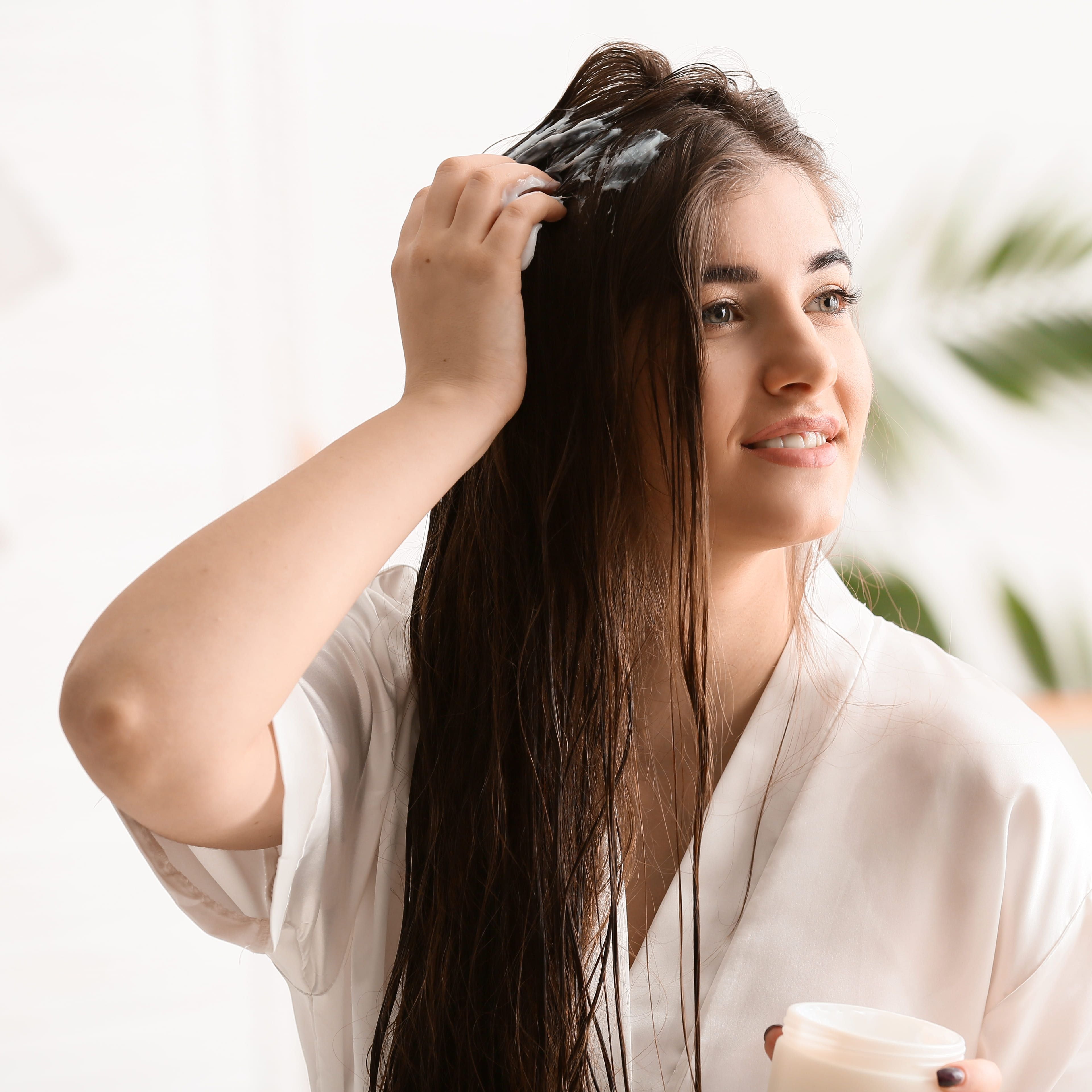 Step 2:Emulsify the conditioner to help it penetrate the hair shaft